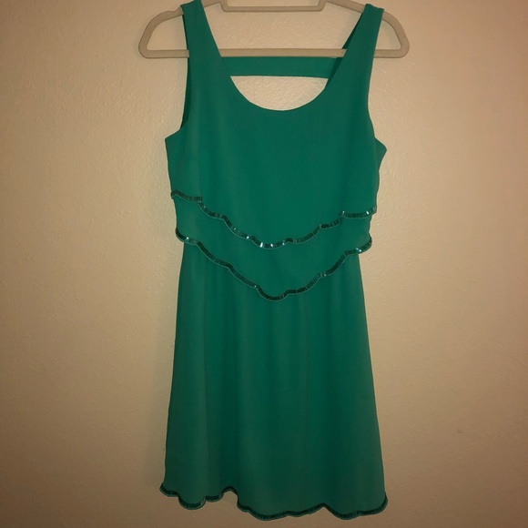 Green dress with beaded sequence trim - Picture 1 of 3